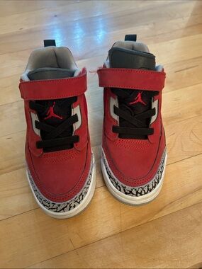 Jordan Kids' Red and Black Sneakers with Elephant Print